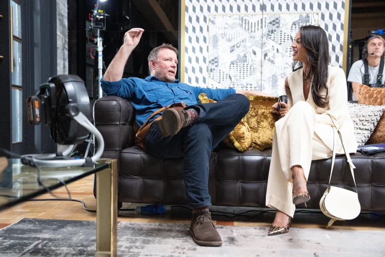 UGR_008881 Guy Ritchie retorna com ação estilizada em “Na Zona Cinzenta”, que chega aos cinemas brasileiros em maio